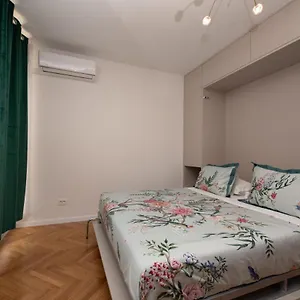 royal-elegance-apartman-split.splithotels.org/